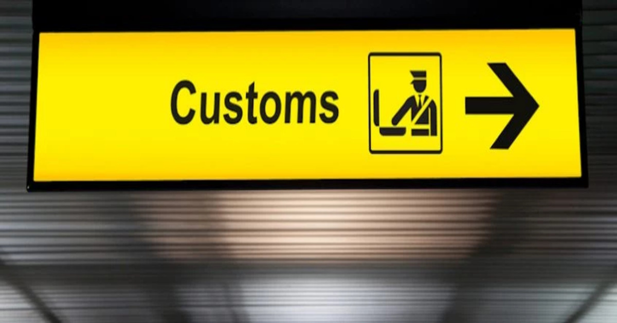 Complete Guide to Traveling with Gold: Indian Customs Regulations and Legal Framework